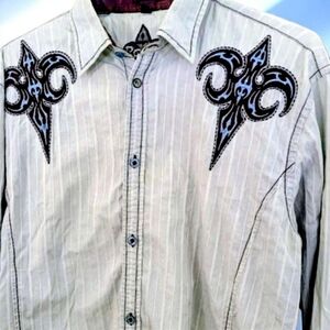 ROAR Casual Snap & Button Up Shirt Embroidered Fleur-de-lis Cross Graphic. Sz. L